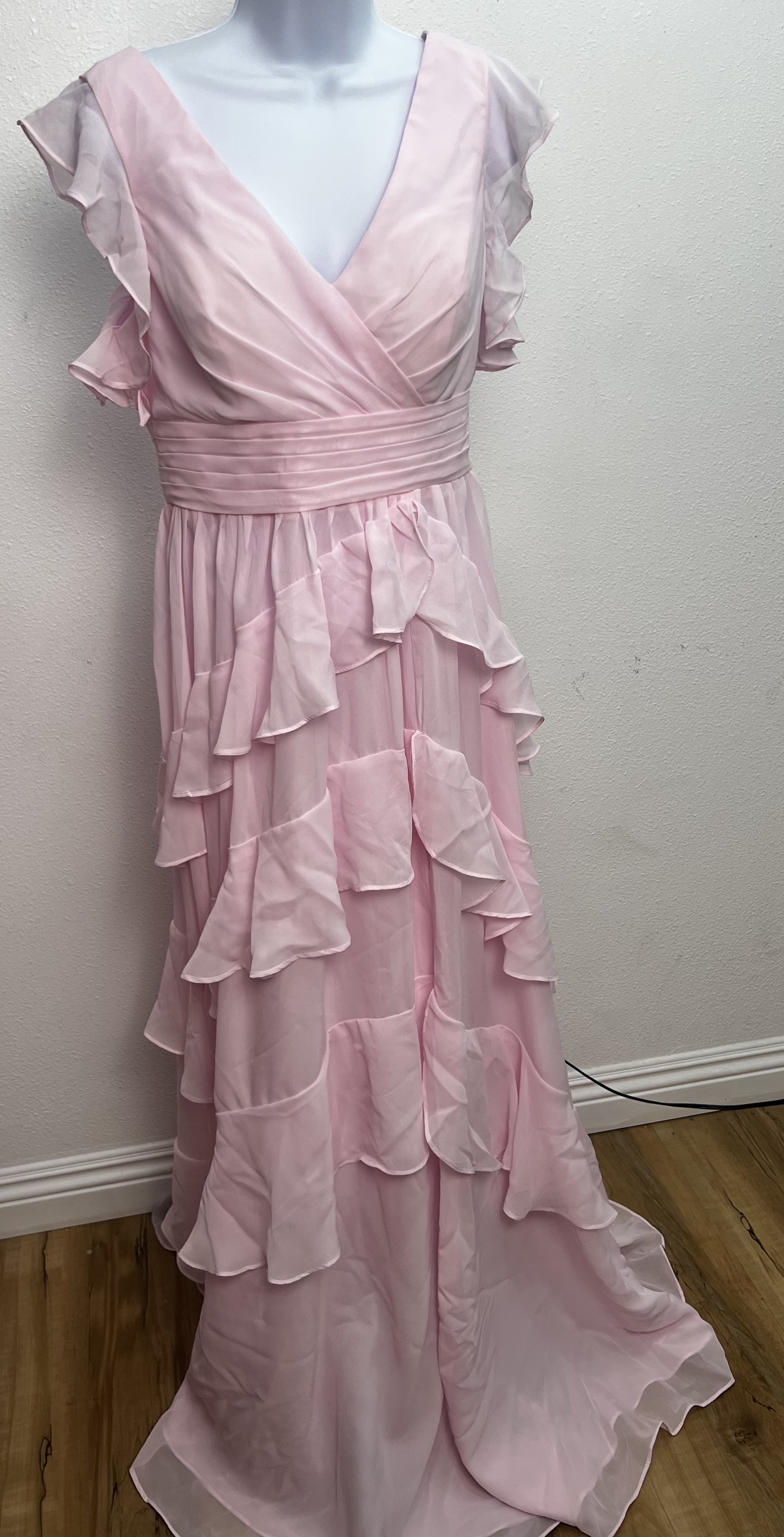 Evening dresses — photo 2